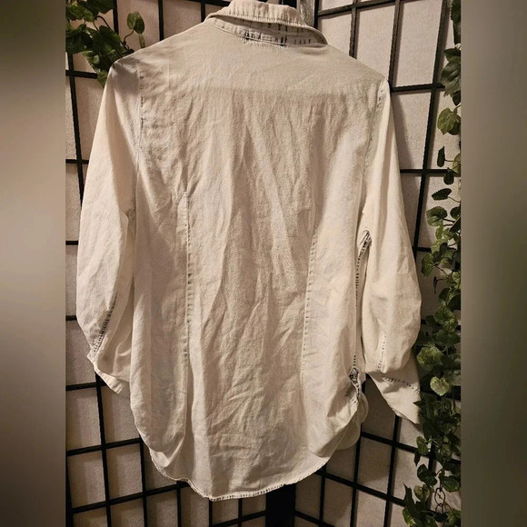 Derek Heart Bleached denim button down shirt - Picture 2 of 8